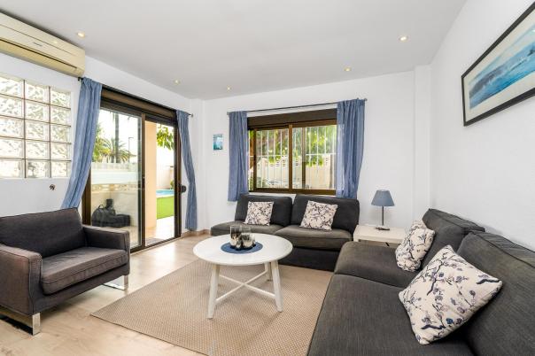 15 bed villa in Albir