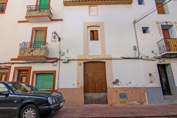 10 bed town house in Calp