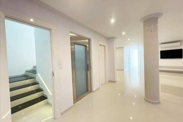 4 bed villa de lujo in Benissa