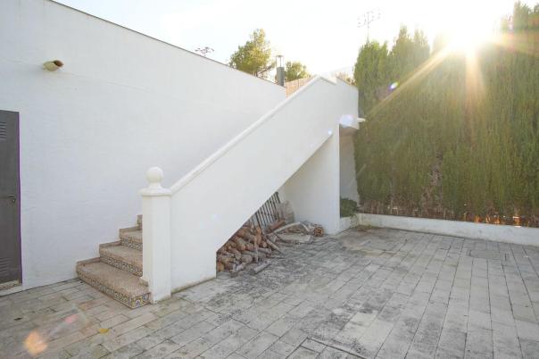 6 bed villa in Denia
