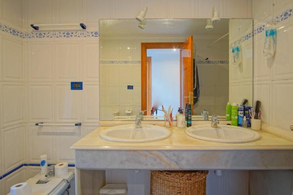 6 bed villa in Denia