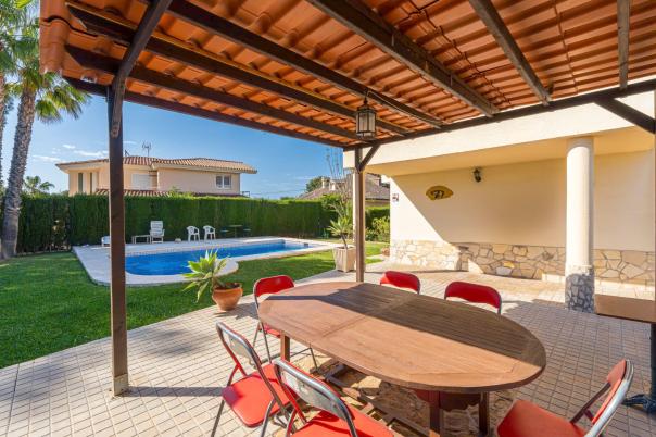 4 bed villa in La Nucía