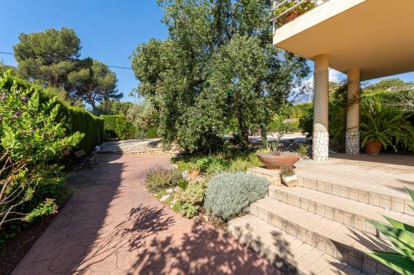 4 bed villa in La Nucía