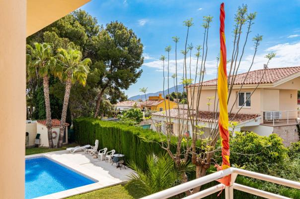 4 bed villa in La Nucía