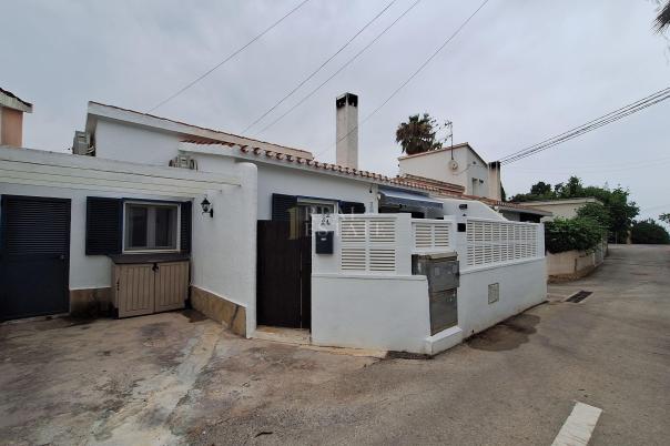 2 bed villa in Poblets (els)