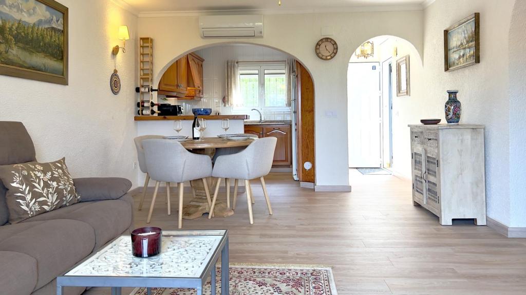 2 bed villa in Benitachell