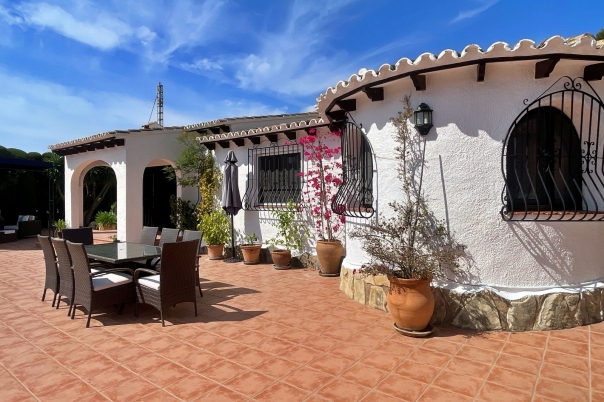 4 bed villa in Benissa