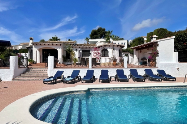 4 bed villa in Benissa