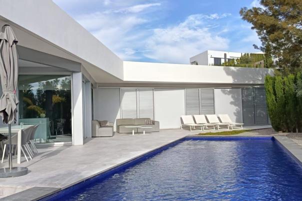 4 bed casa / chalet in Calpe