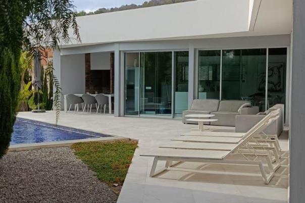 4 bed casa / chalet in Calpe