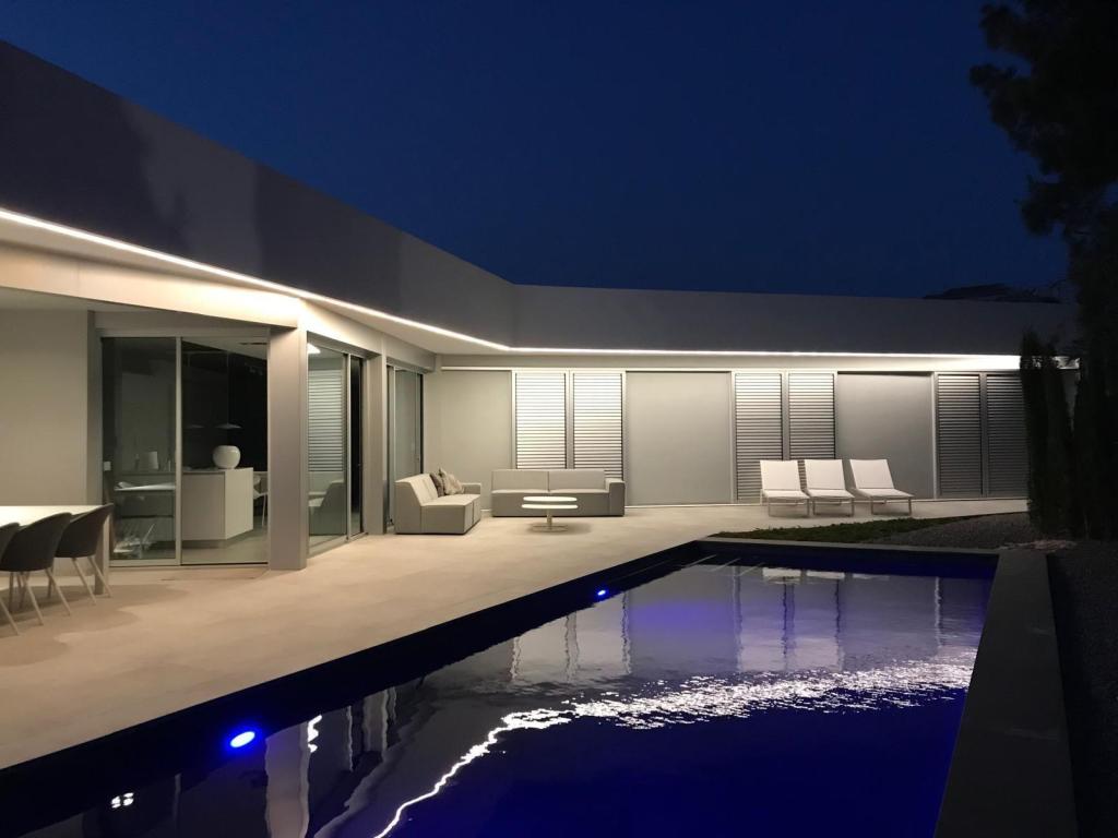 4 bed casa / chalet in Calpe