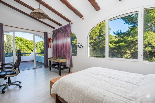 6 bed villas in Javea
