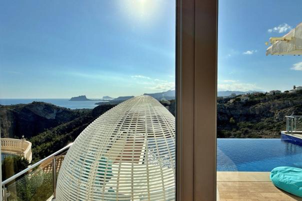 4 bed villa in Benitachell