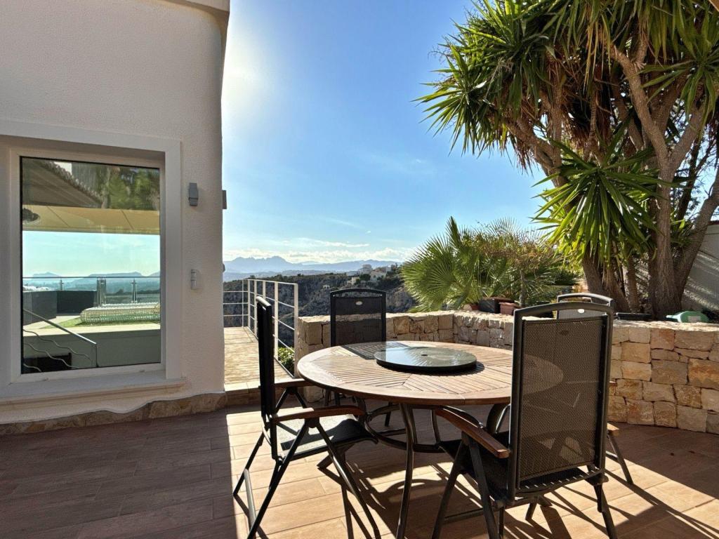 4 bed villa in Benitachell