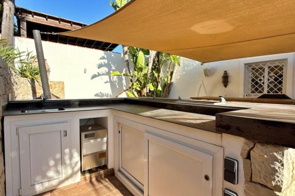 4 bed villa in Benitachell