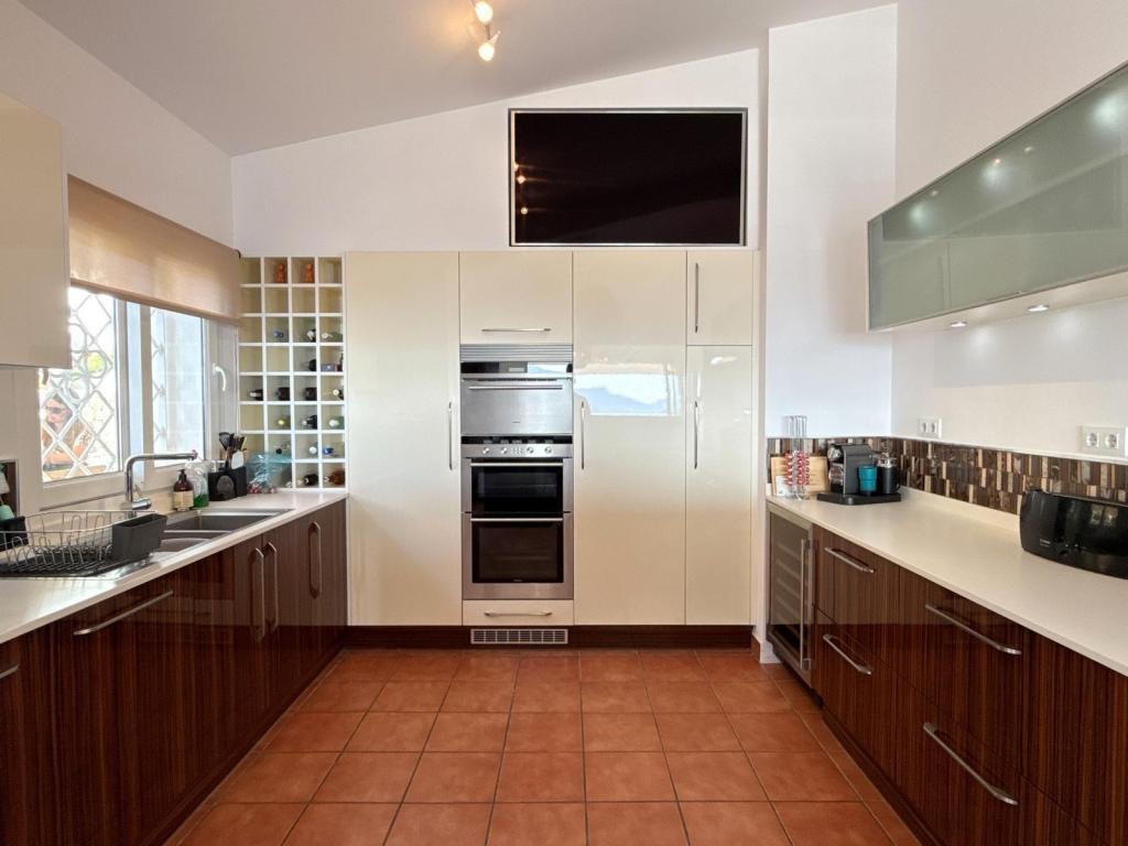 4 bed villa in Benitachell