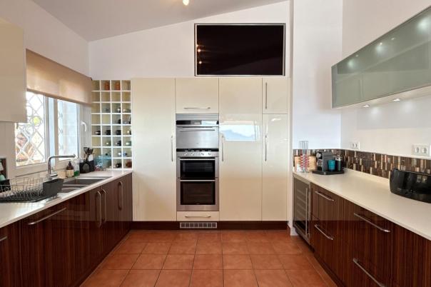 4 bed villa in Benitachell