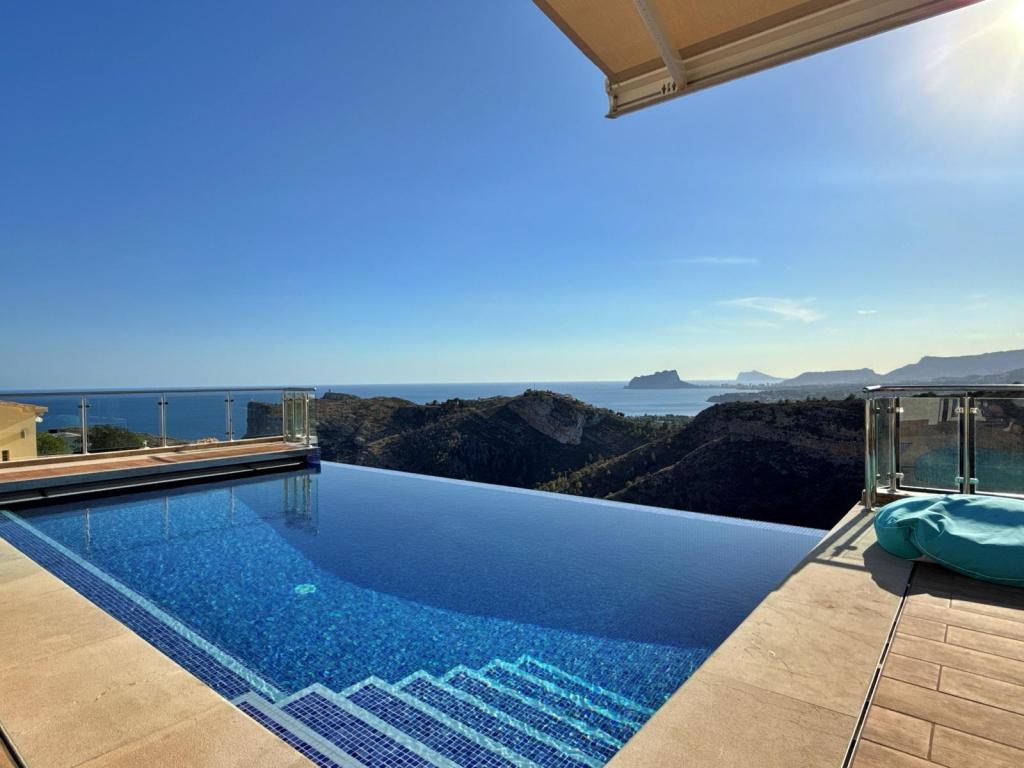 4 bed villa in Benitachell