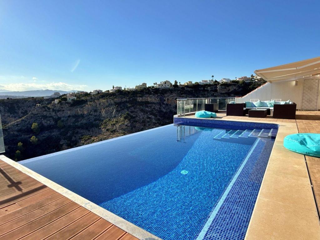 4 bed villa in Benitachell