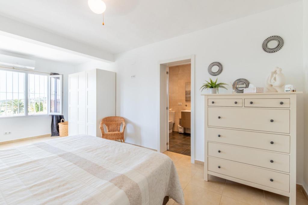 4 bed villas in Moraira