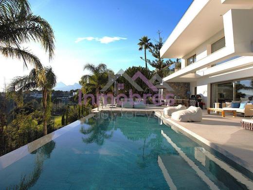 5 bed casa / chalet in Altea