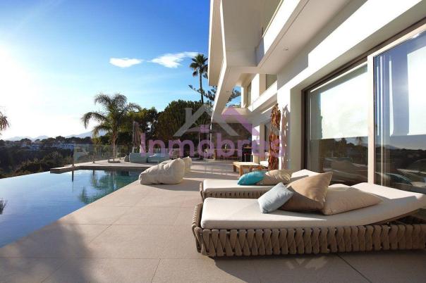 5 bed casa / chalet in Altea