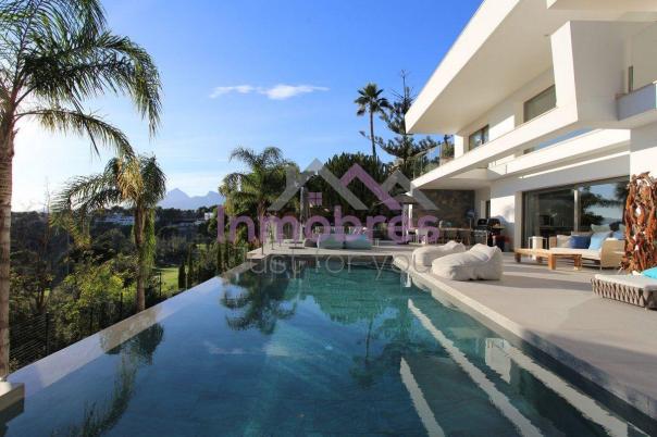 5 bed casa / chalet in Altea