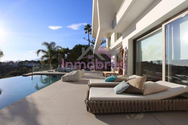 5 bed casa / chalet in Altea
