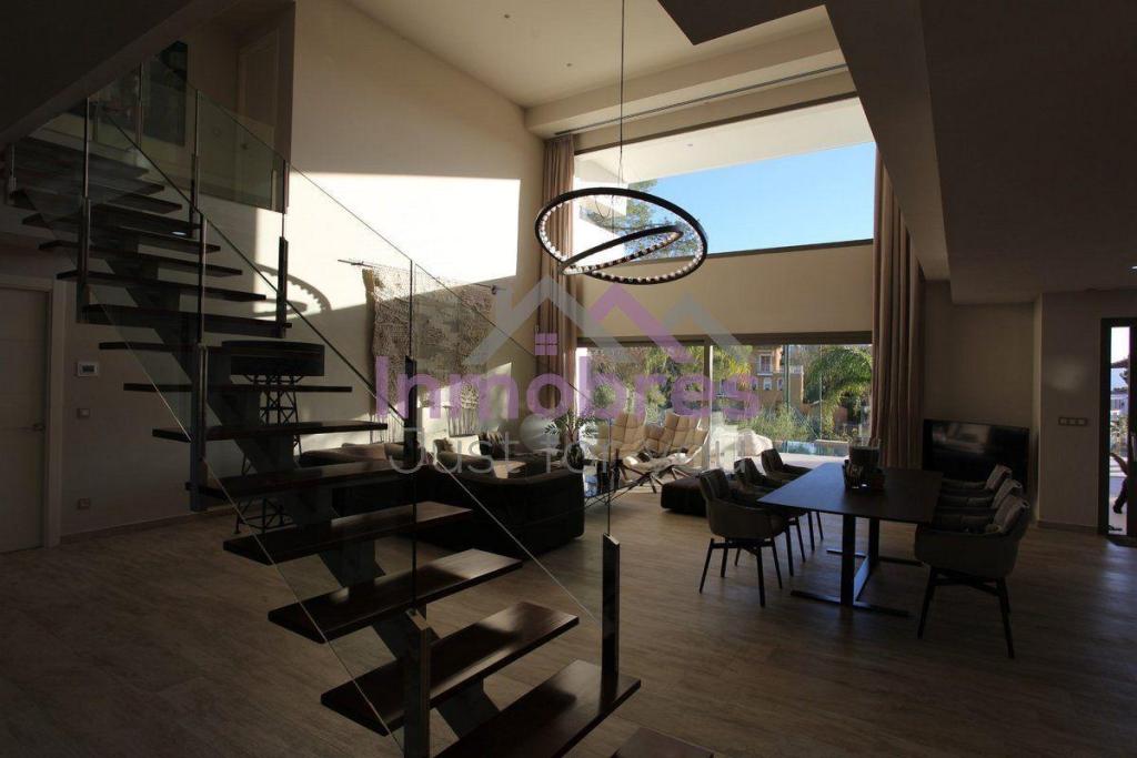 5 bed casa / chalet in Altea