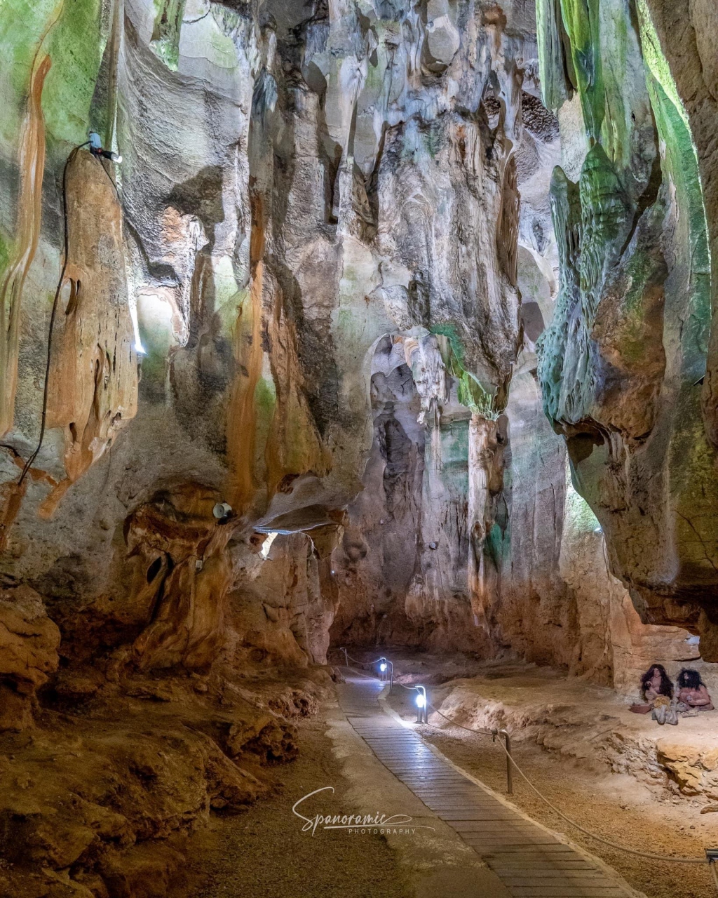 Cueva de las Calaveras Benidoleig - Cave of the Skulls