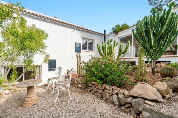 6 bed villa in Altea