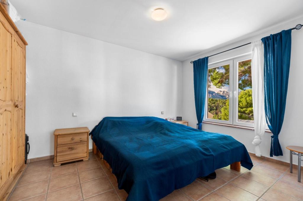 6 bed villa in Altea