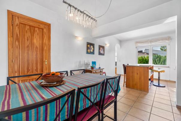 6 bed villa in Altea