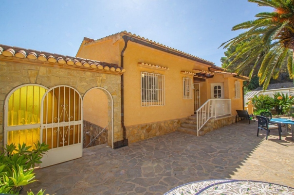 3 bed casa / chalet in Benissa