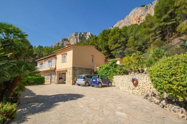 3 bed casa / chalet in Benissa