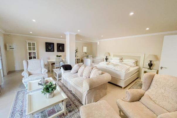 5 bed villa in Altea