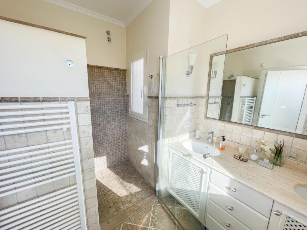 5 bed villa in Altea