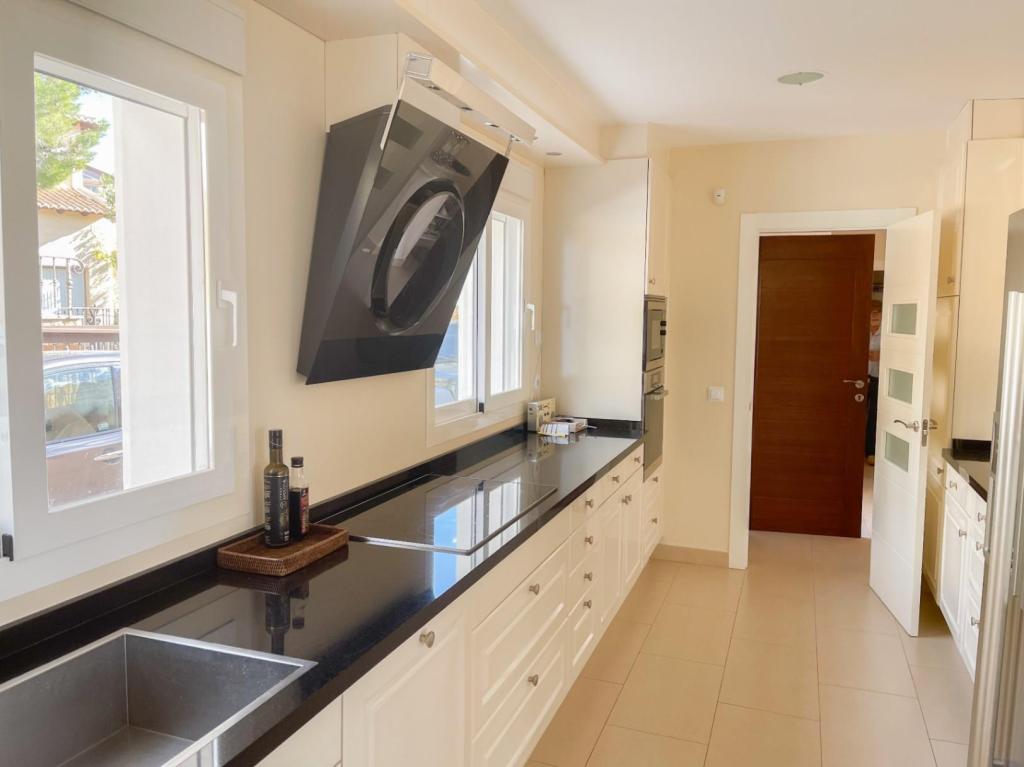 5 bed villa in Altea