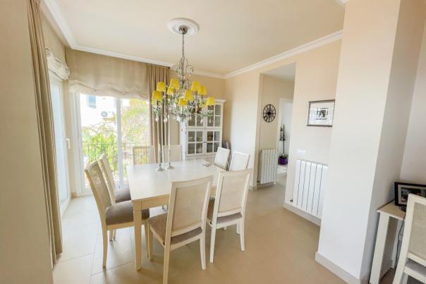 5 bed villa in Altea