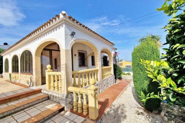 3 bed villa in Javea
