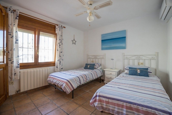 4 bed casa / chalet in Moraira