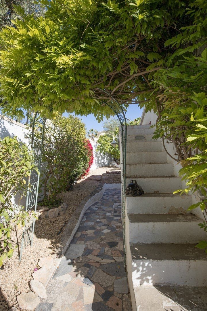 4 bed casa / chalet in Moraira