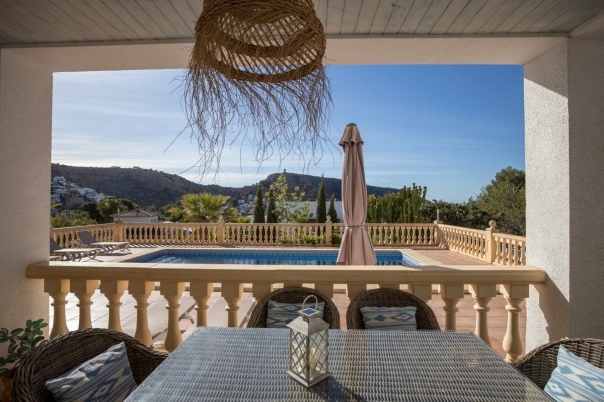 4 bed casa / chalet in Moraira
