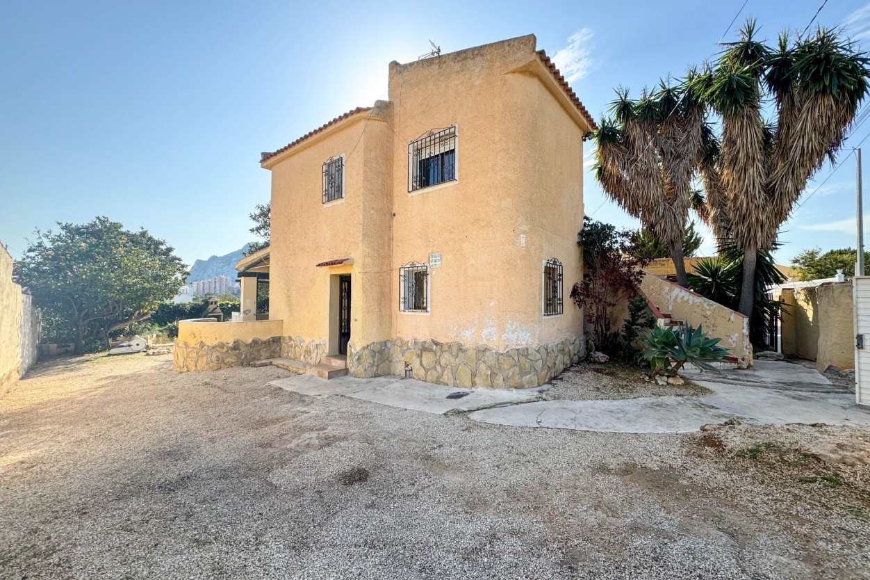6 bed casa / chalet in Calpe / Calp