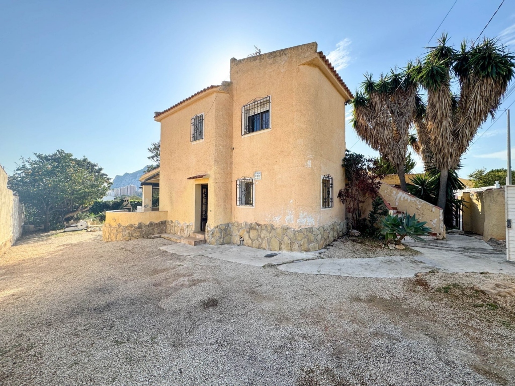 6 bed casa / chalet in Calpe / Calp