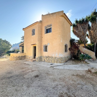 6 bed casa / chalet in Calpe