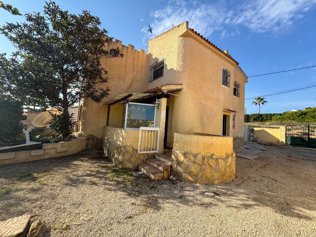 6 bed casa / chalet in Calpe / Calp