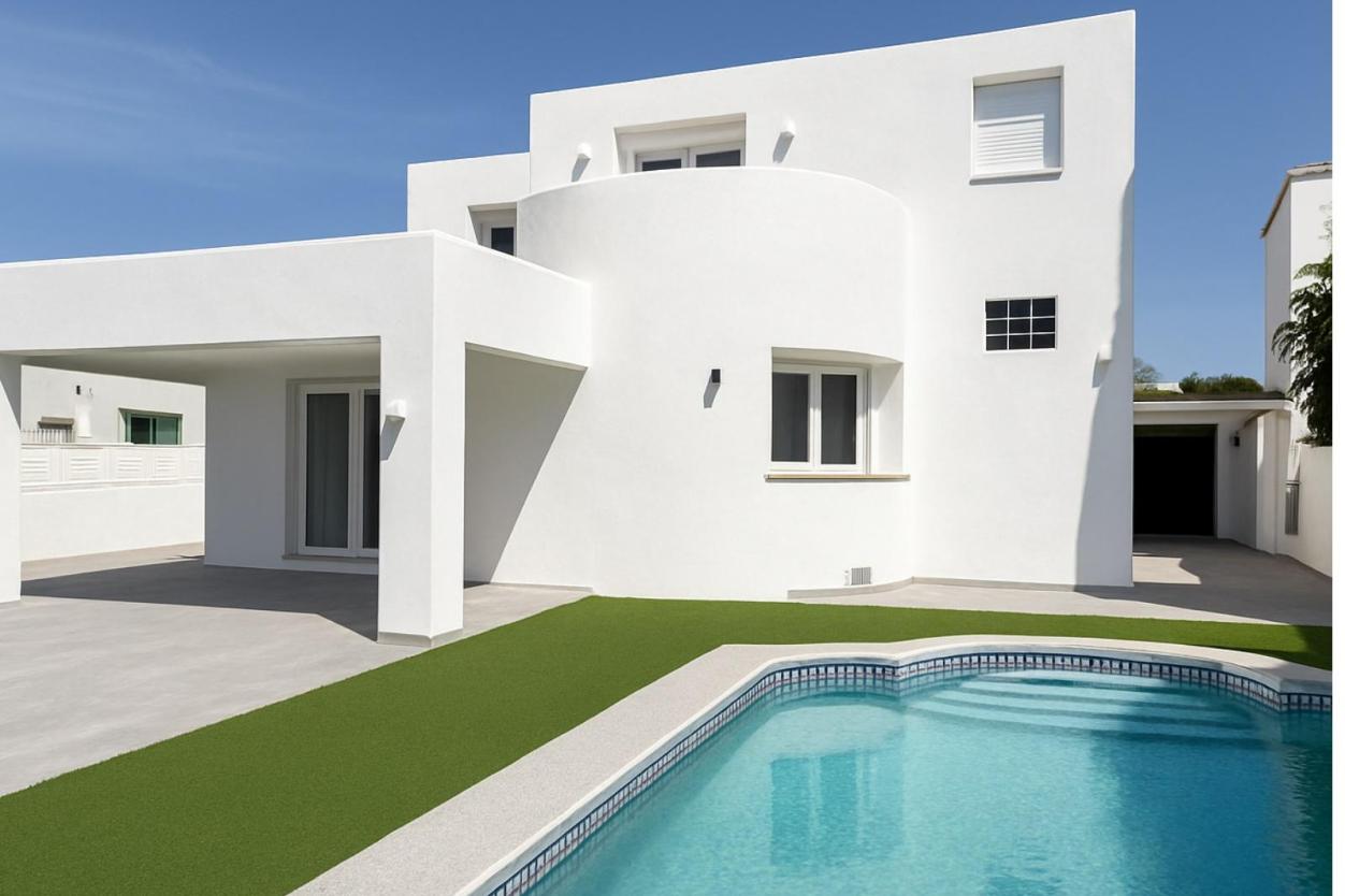 5 bed villas in Denia