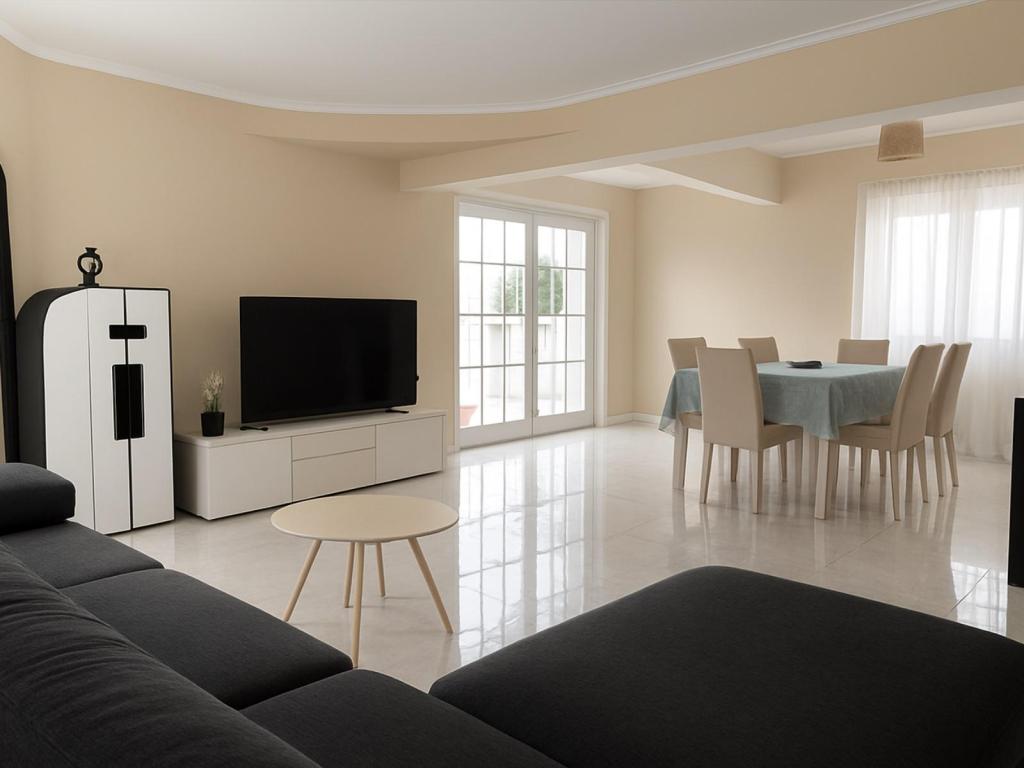 5 bed villas in Denia