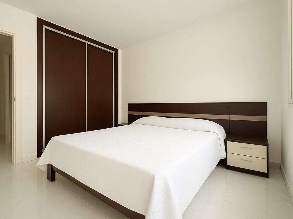 5 bed villas in Denia